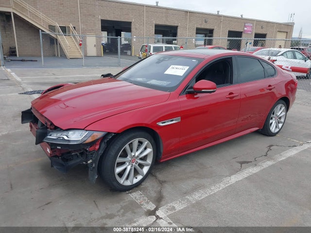 2016 JAGUAR XF SAJBF4BV7GCY11215 Photo 1