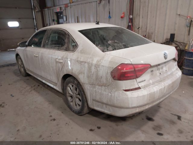 1VWAT7A34GC040987 Volkswagen Passat 1.8t S