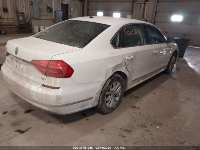 1VWAT7A34GC040987 Volkswagen Passat 1.8t S
