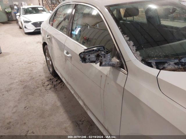 1VWAT7A34GC040987 Volkswagen Passat 1.8t S