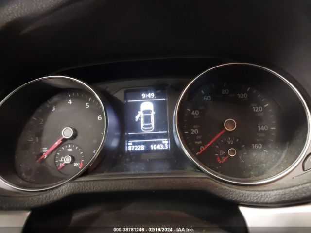 1VWAT7A34GC040987 Volkswagen Passat 1.8t S