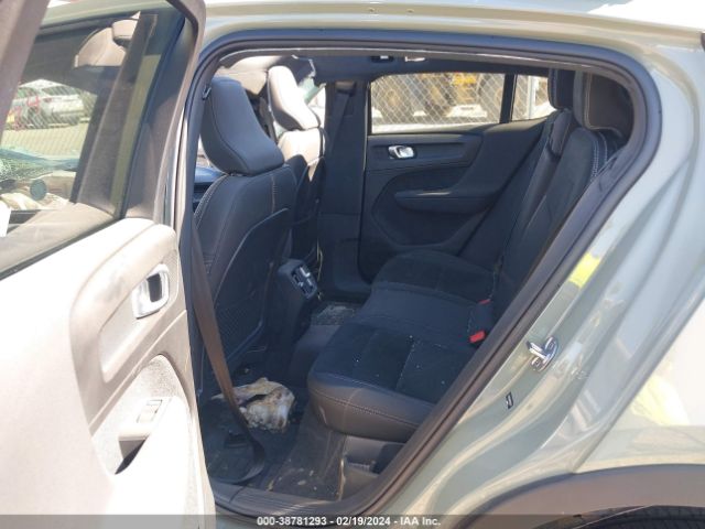 2023 VOLVO C40 RECHARGE PURE ELECTRIC YV4ED3GM9P2051237 Photo 7