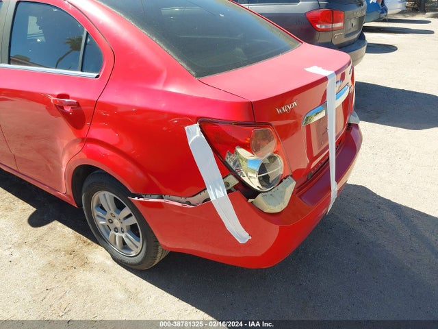 Chevrolet Sonic Lt Auto 2014 1G1JC5SB1E4132944 Image 12