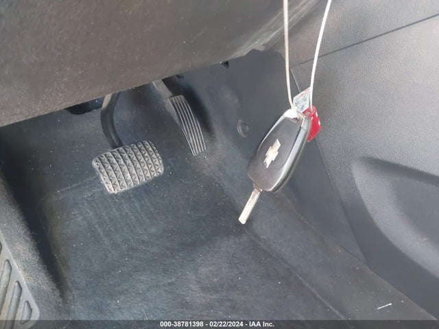 Chevrolet TRAX LS 2019 3GNCJKSB0KL191050 Image 11