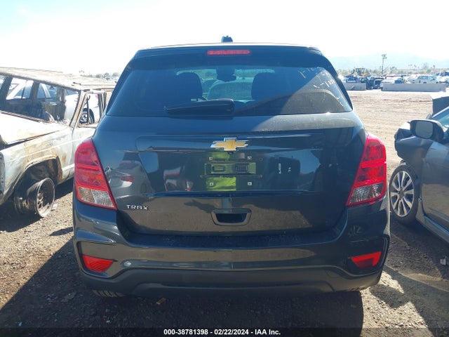 Chevrolet TRAX LS 2019 3GNCJKSB0KL191050 Image 16