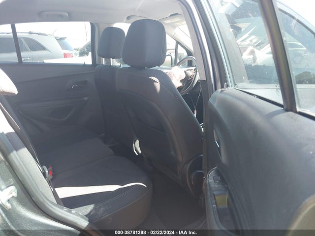 Chevrolet TRAX LS 2019 3GNCJKSB0KL191050 Image 8