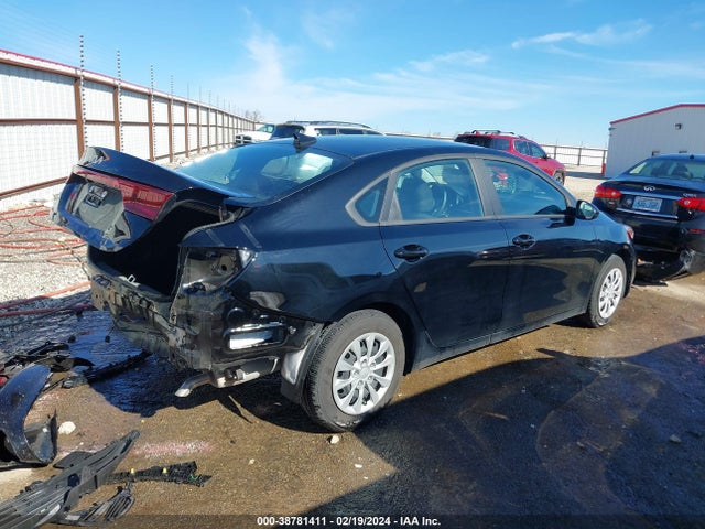 KIA FORTE LX 2023 3KPF24AD1PE579191 Image 4
