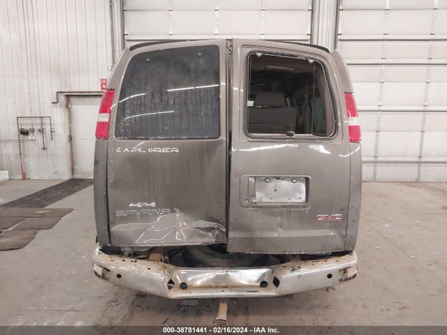 GMC Savana 2500 Work Van 2019 1GTW7AFG5K1195039 Image 17