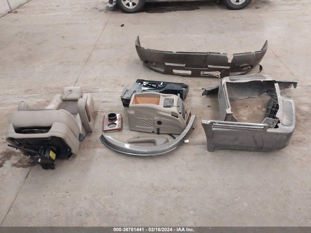 GMC Savana 2500 Work Van 2019 1GTW7AFG5K1195039 Image 12