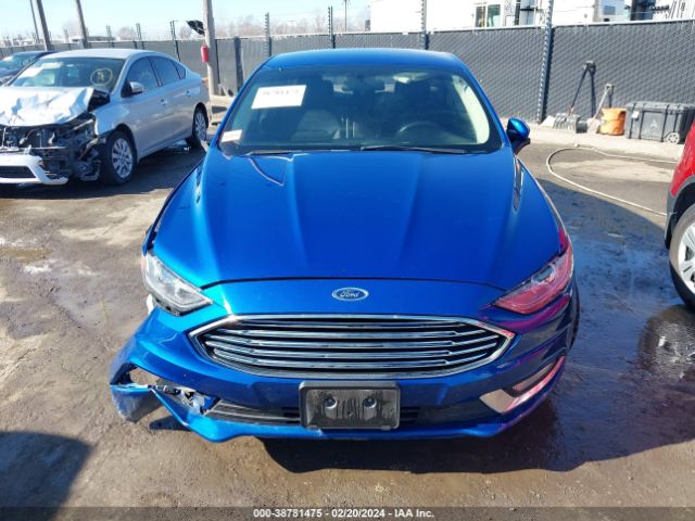 3FA6P0HDXJR127472 Ford FUSION SE