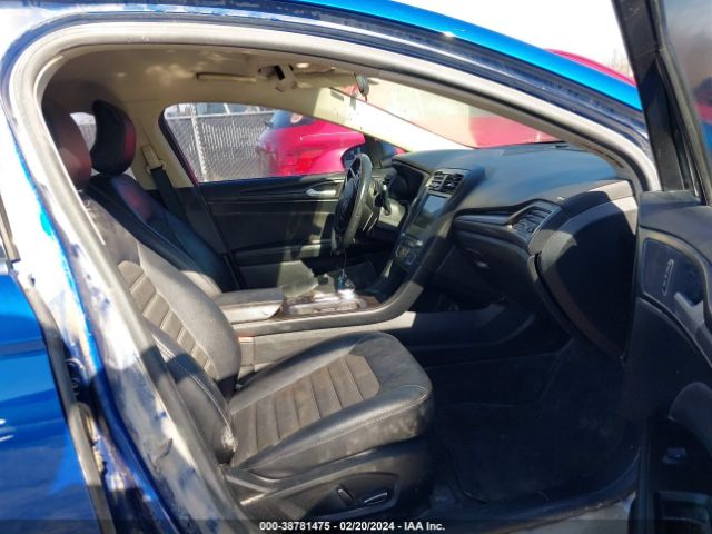 3FA6P0HDXJR127472 Ford FUSION SE