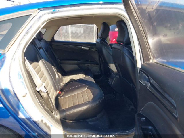 3FA6P0HDXJR127472 Ford FUSION SE