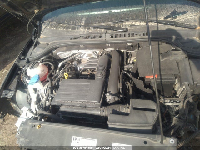 3VW2B7AJXHM367626 Volkswagen Jetta 1.4t S