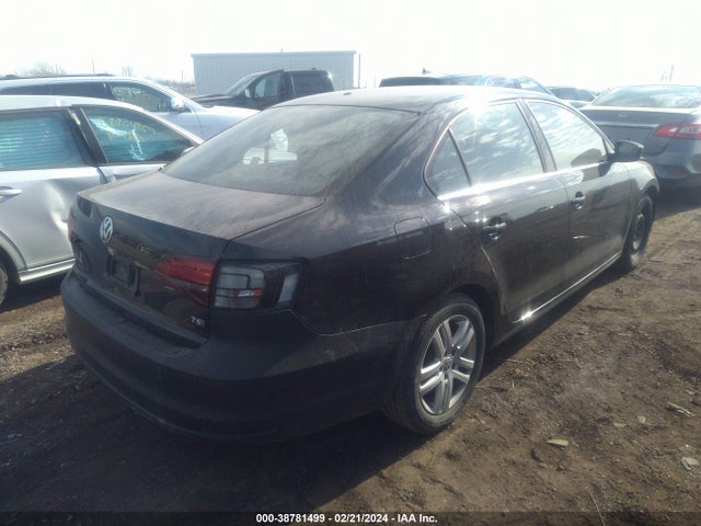 3VW2B7AJXHM367626 Volkswagen Jetta 1.4t S