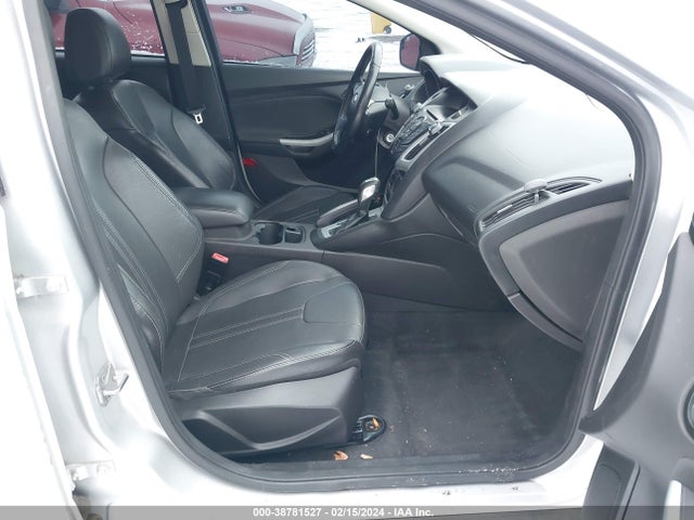 2013 FORD FOCUS SE VIN: 1FADP3K25DL214408