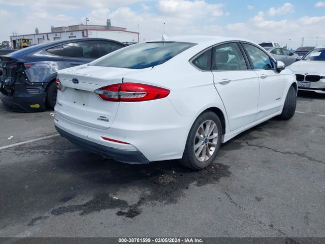 3FA6P0MU0KR119629 Ford Fusion Hybrid Sel