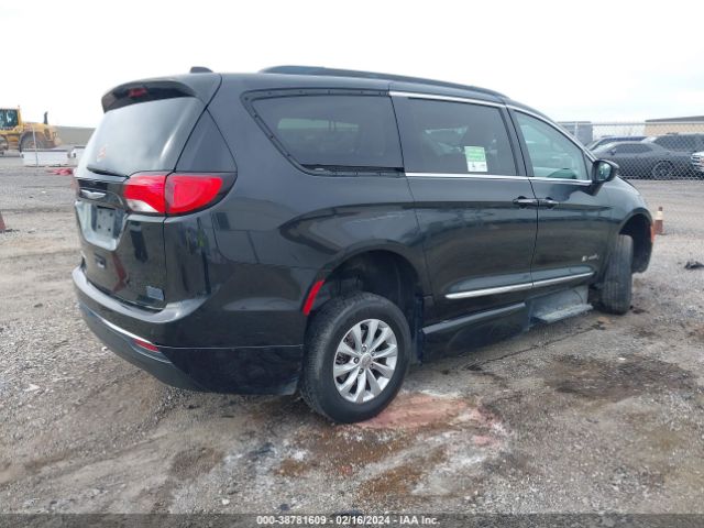 2C4RC1BG3HR500458 Chrysler Pacifica Touring-l