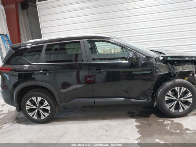 5N1BT3BB4PC883797 Nissan Rogue Sv Intelligent Awd