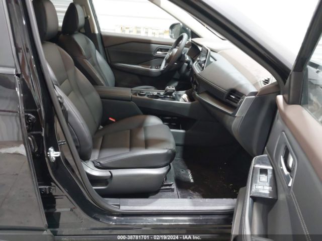 5N1BT3BB4PC883797 Nissan Rogue Sv Intelligent Awd