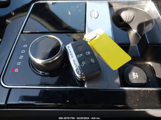 SALYL2RX3JA776763 Land Rover Range Rover Velar P250 Se R-dynamic
