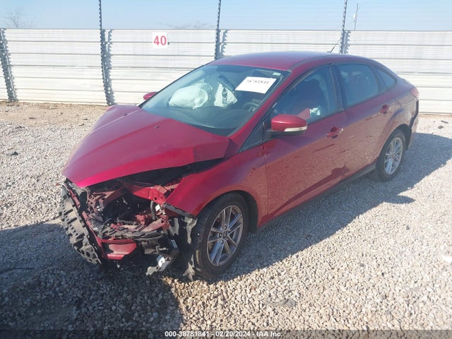 Ford FOCUS SE 2017 1FADP3F24HL294042 Image 2