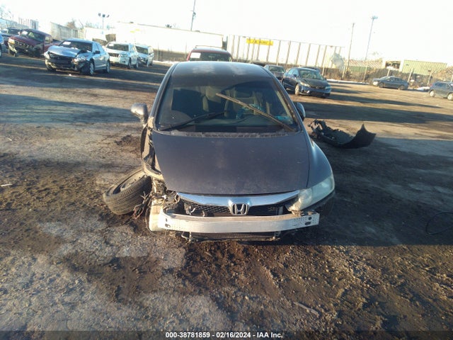 2010 HONDA CIVIC LX VIN: 2HGFA1F52AH582651