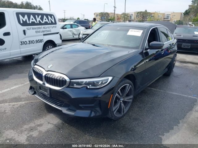 3MW5R1J05N8C40798 BMW 330I