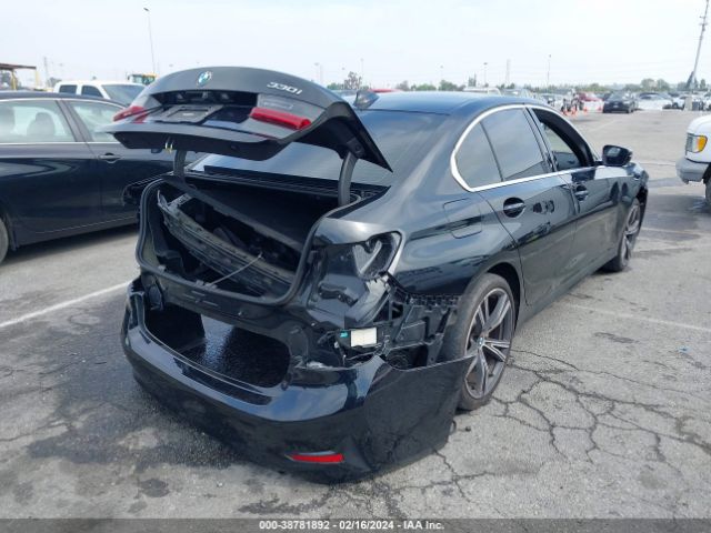 3MW5R1J05N8C40798 BMW 330I