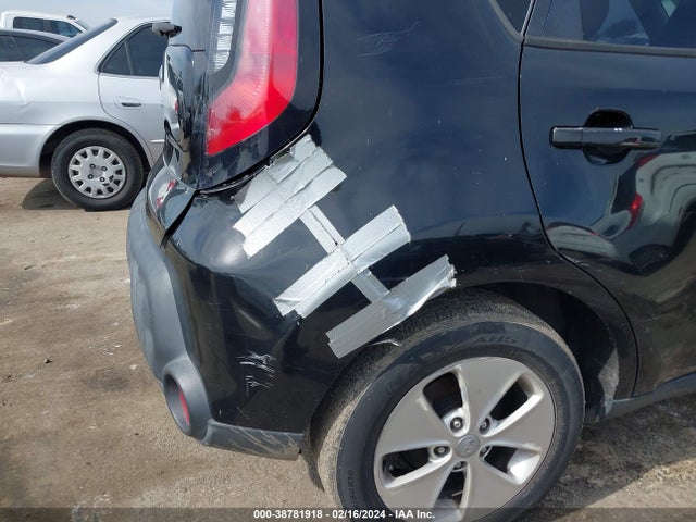 KIA Soul 2015 KNDJN2A2XF7169976 Image 12