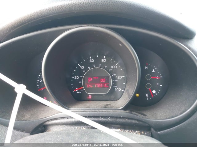 KIA Soul 2015 KNDJN2A2XF7169976 Image 7