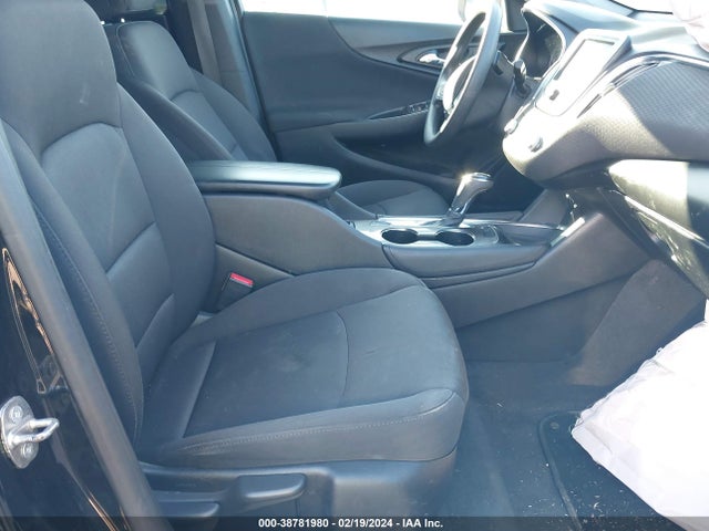 Chevrolet MALIBU LT 2018 1G1ZD5ST1JF271723 Image 5
