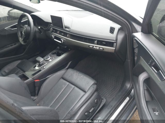 WAUHMAF44KA008166 Audi A4 40 Premium