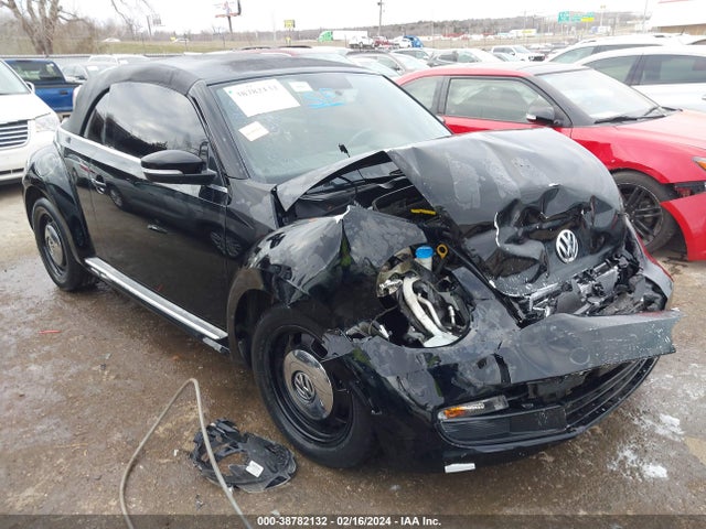 2015 3VW517AT2FM814660 main image