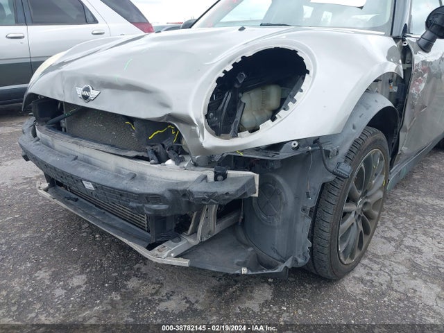 Mini Clubman Cooper 2017 WMWLN5C39H2E33317 Image 12