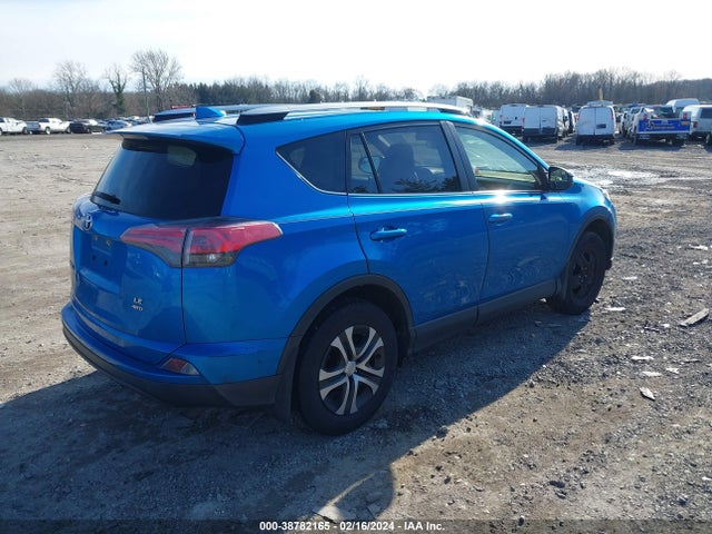 Toyota RAV4 LE 2016 JTMBFREV2GJ062973 Image 4