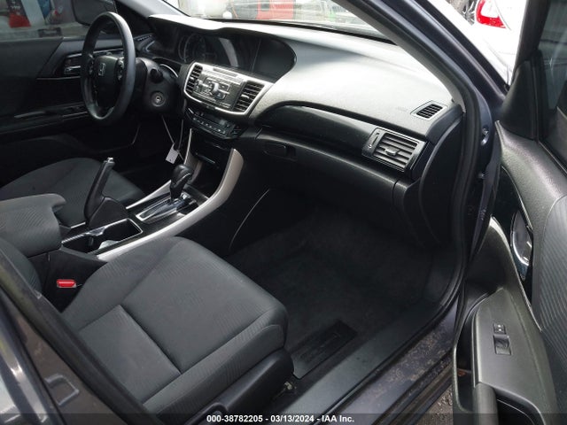 Honda ACCORD LX 2017 1HGCR2F37HA103858 Image 5