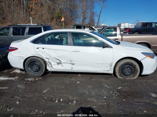 Toyota CAMRY LE 2015 4T4BF1FK5FR496356 Image 13