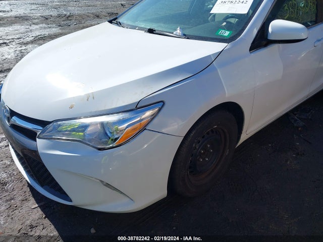Toyota CAMRY LE 2015 4T4BF1FK5FR496356 Image 14