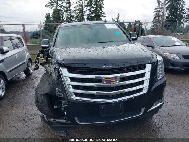 1GYS3BKJ8JR232810 Cadillac Escalade Luxury