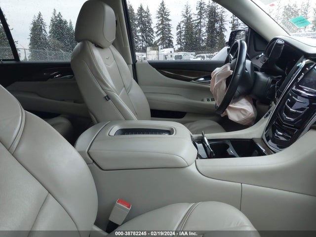 1GYS3BKJ8JR232810 Cadillac Escalade Luxury