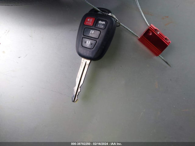 Toyota Corolla Le Plus 2015 5YFBURHE1FP286120 Image 11