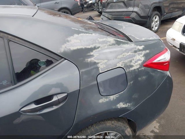 Toyota Corolla Le Plus 2015 5YFBURHE1FP286120 Image 13