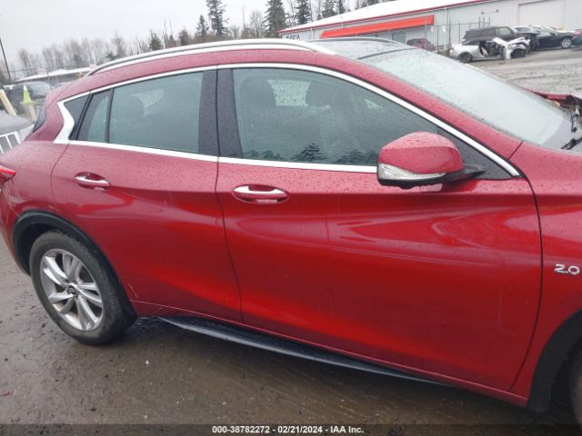 SJKCH5CP9HA019080 Infiniti Qx30 Premium