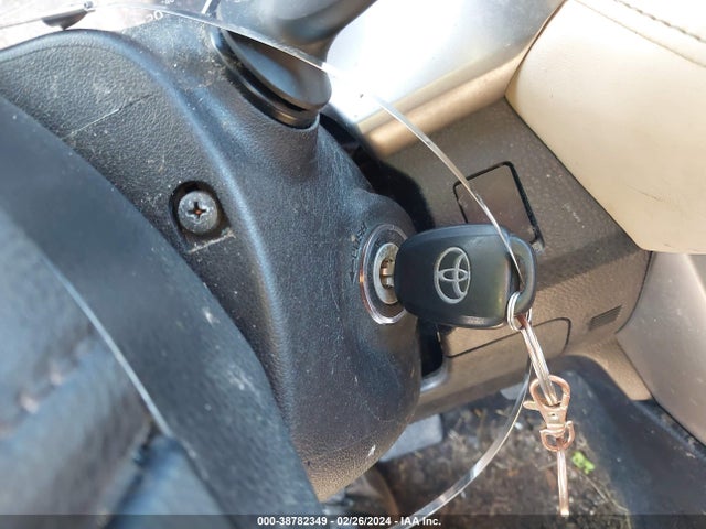 Toyota Rav4 Xle 2016 2T3WFREV4GW238926 Image 11