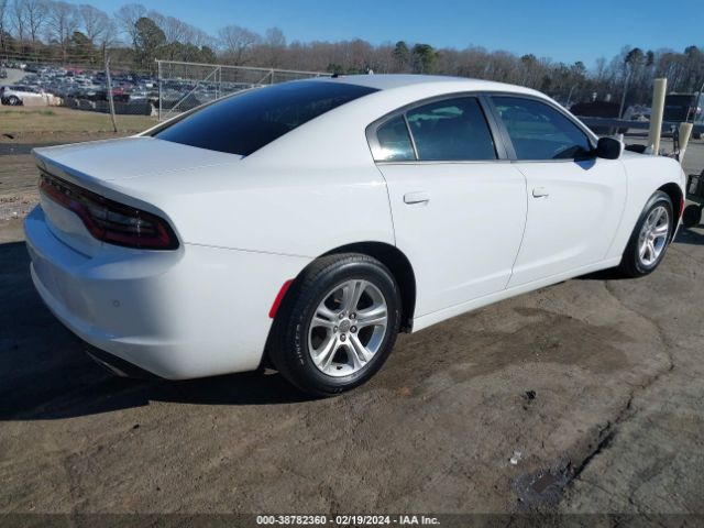2C3CDXBG6KH636588 Dodge Charger Sxt Rwd