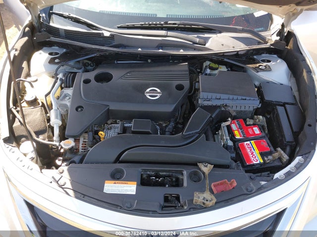 Nissan Altima 2.5 S 2015 1N4AL3AP9FC232473 Image 10
