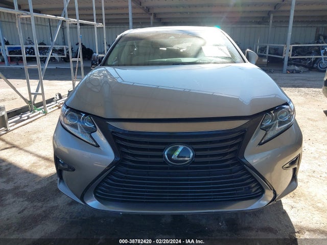 Lexus ES 350 2018 58ABK1GG2JU103916 Image 12