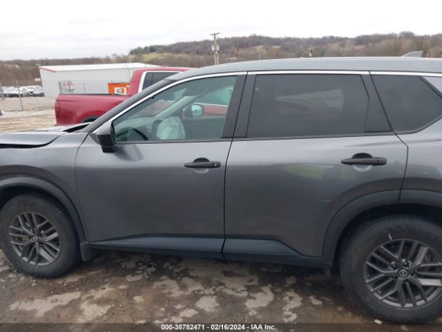 5N1AT3AB5MC840966 Nissan Rogue S Intelligent Awd