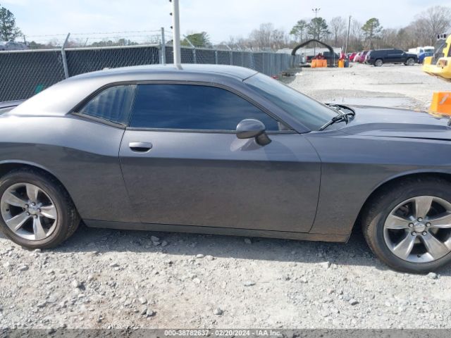 2C3CDZAG5FH911550 Dodge Challenger Sxt