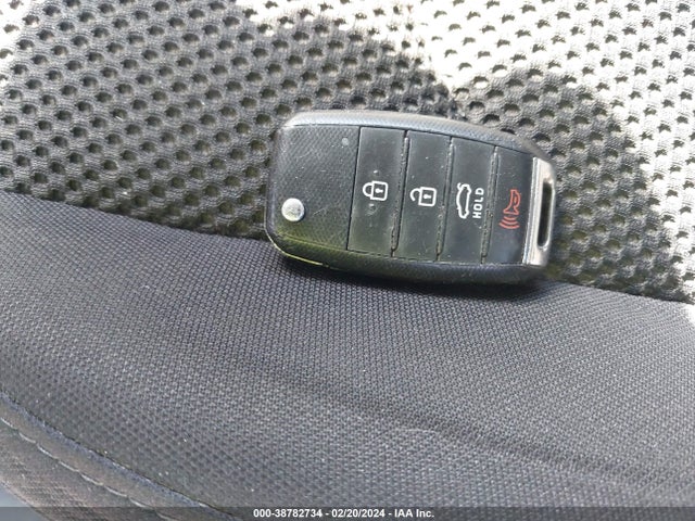 KIA Optima Lx 2019 5XXGT4L37KG324650 Image 11